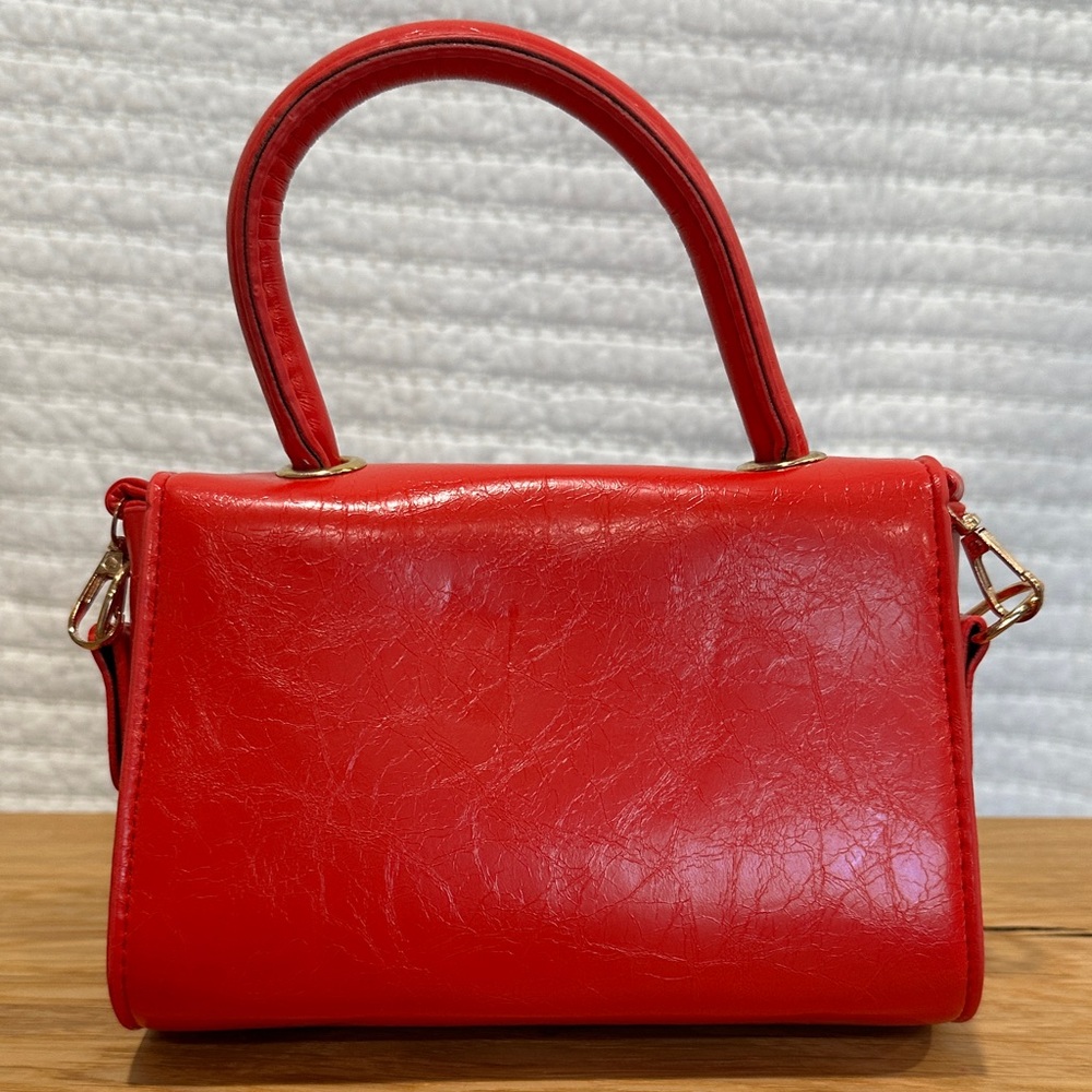 Red Bow Crossbody Mini Faux Leather Handbag NWT - Picture 5 of 10